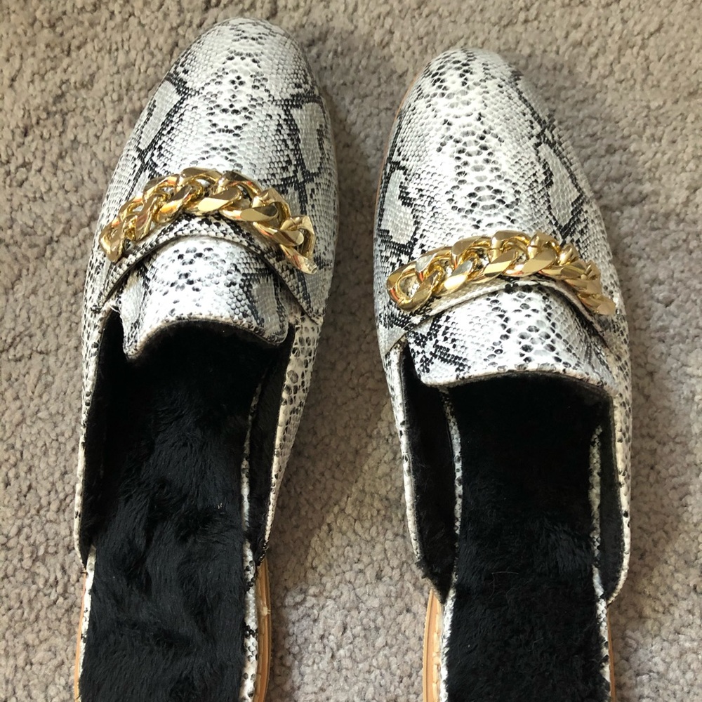 Never worn